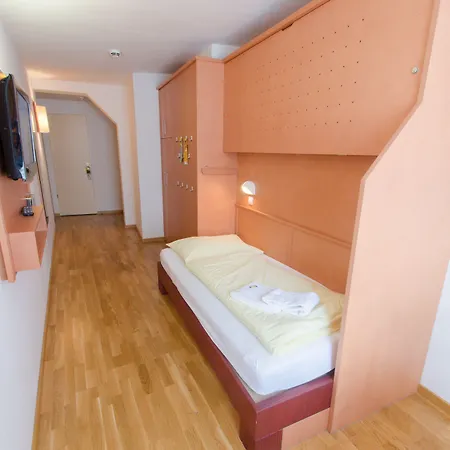 Jufa Am Bodensee فندق